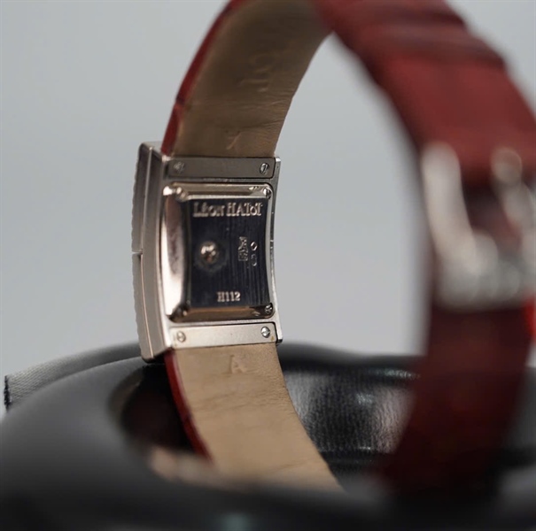 Đồng hồ Léon Hatot mặt vuông đính đá dây nâu (H112) sz18 (HC) +