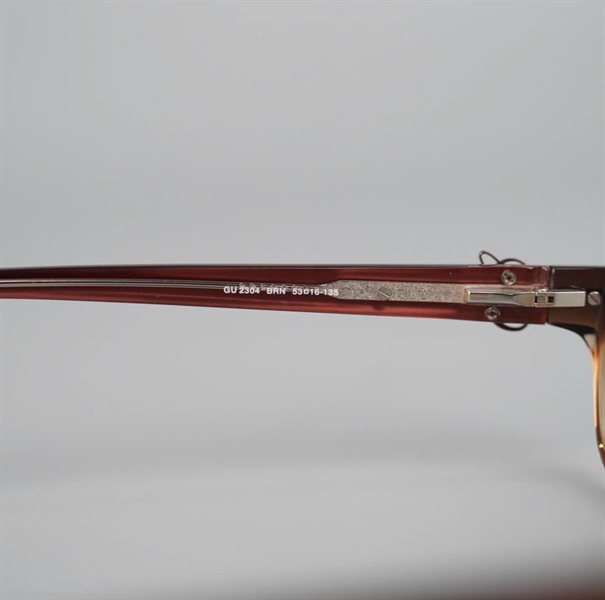 Mắt kính Guess màu trà (GU2304) KG +