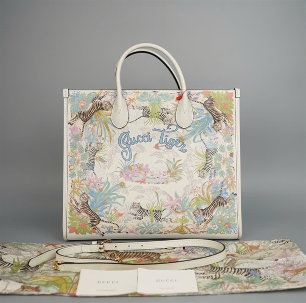 Túi GG Tote hình hổ (687827525040) sz37 (PN) +
