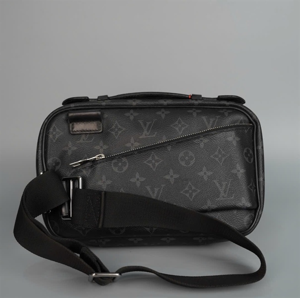 Túi LV đeo chéo hoa đen (MB0127) sz22 (HV) KG +