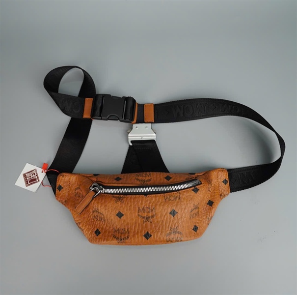 Túi MCM bao tử nâu sz15 (PN) +