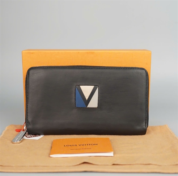 Ví LV đen trơn (HV) KG +