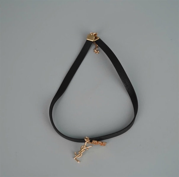 Vòng cổ YSL đen (PN) +