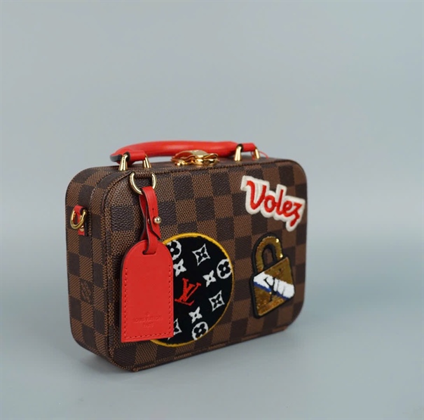 Túi LV Stories ô vuông nâu in hình (SN3148) sz16 (BMC) KG+