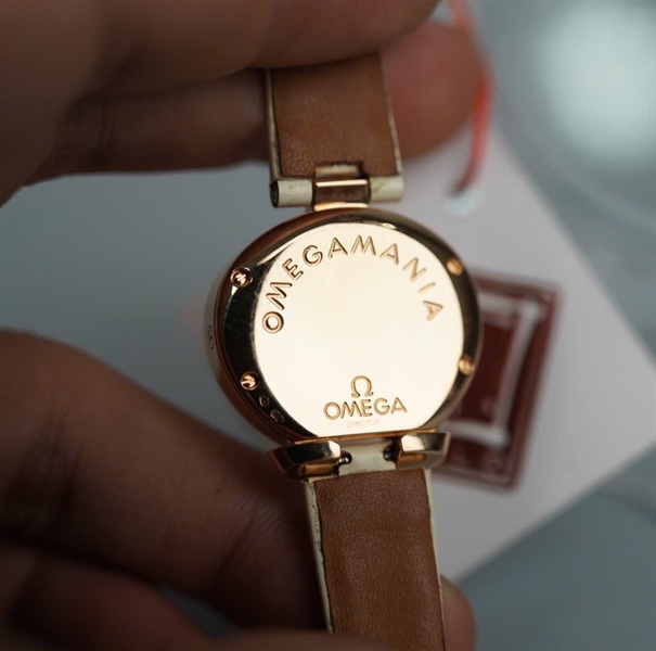 Đồng hồ Omega nude mặt tròn (59867836) (HC) KG+ kim hãng size 28