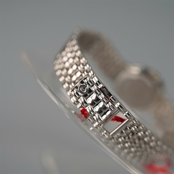 Đồng hồ Chopard mặt tròn quai bạc 565760-8791 có giấy kiểm định (HC) + size22 kim zin