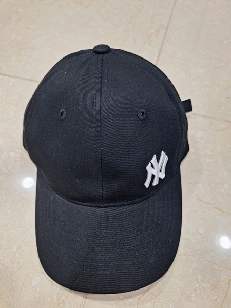 Nón MLB màu đen (PN) +