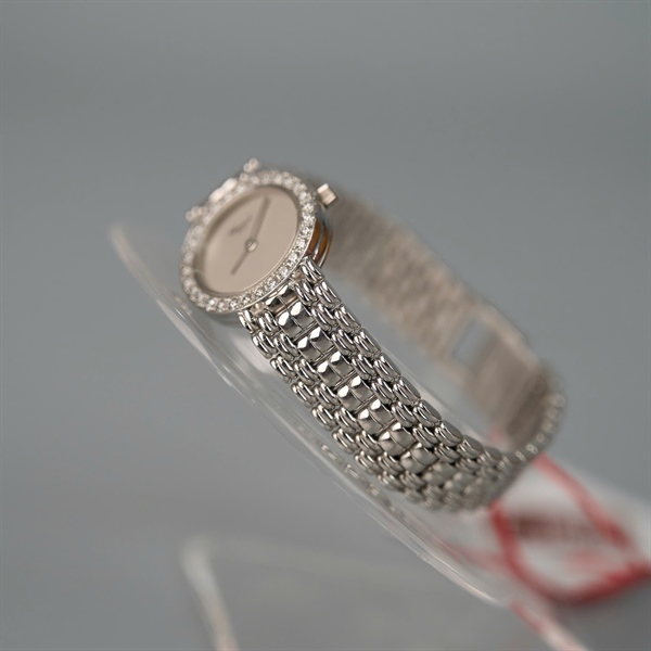 Đồng hồ Chopard mặt tròn quai bạc 565760-8791 có giấy kiểm định (HC) + size22 kim zin