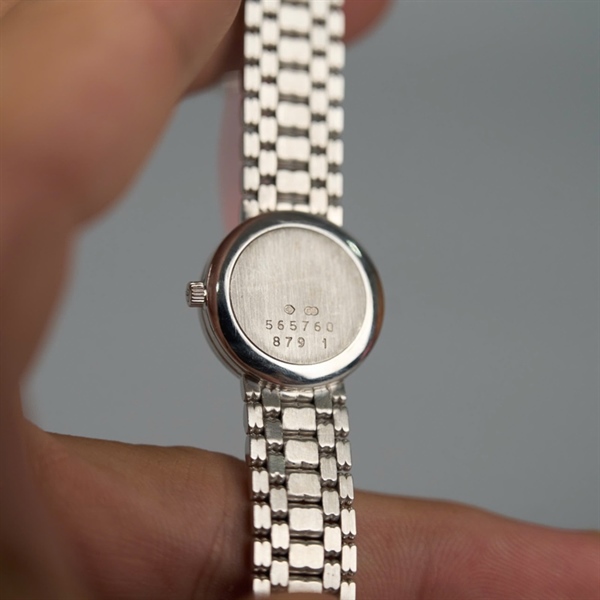 Đồng hồ Chopard mặt tròn quai bạc 565760-8791 có giấy kiểm định (HC) + size22 kim zin