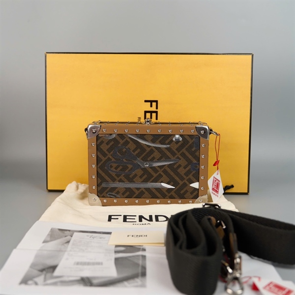 Túi Fendi trunk nâu sz19 +