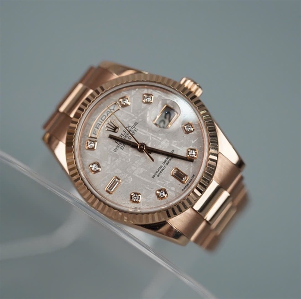 Đồng hồ Rolex mặt tròn full kim cương dây vàng (HC) +