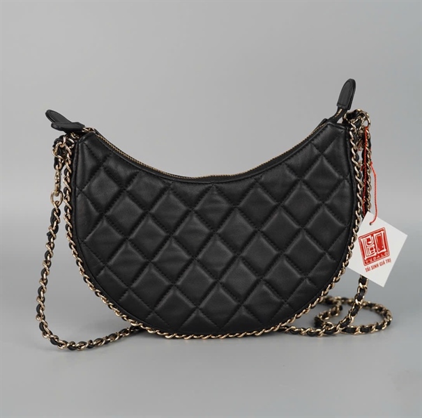 Túi Chanel Half Moon đen viền xích (AKJ2XP45) sz17 (HC) +