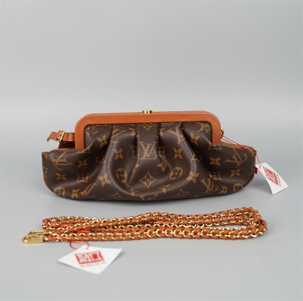 Túi LV Boursicot hoa nâu 2 màu ( PL0270) sz25 (HC) +