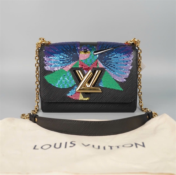 Túi LV Twist đen hình chim (9R2167) sz23 (HC) +