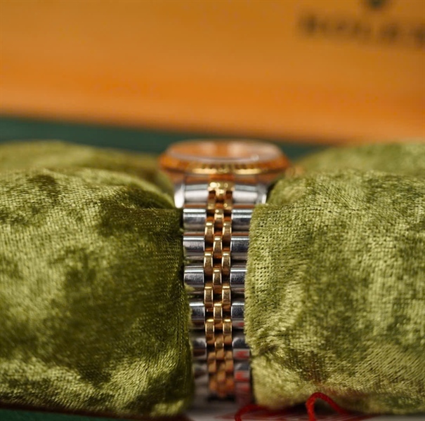 Đồng hồ Rolex bạc kèm mắt (S392602) sz26 KG +