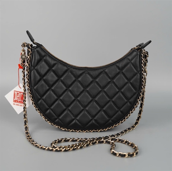 Túi Chanel Half Moon đen viền xích (AKJ2XP45) sz17 (HC) +