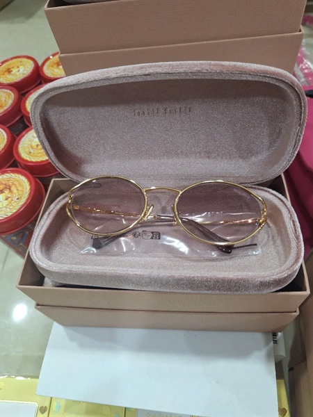 Mắt kính Miumiu hồng gọng vàng (SMU52Y5AK06S) (PN) +