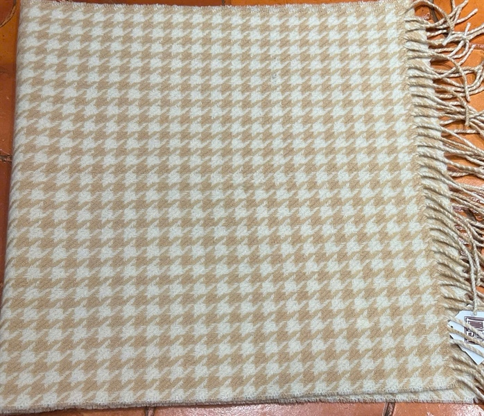 Khăn Balmain nude ziczac trắng (PN) +