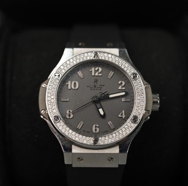 Đồng hồ Hublot tròn quai đen sz38 (875443) (HC)+