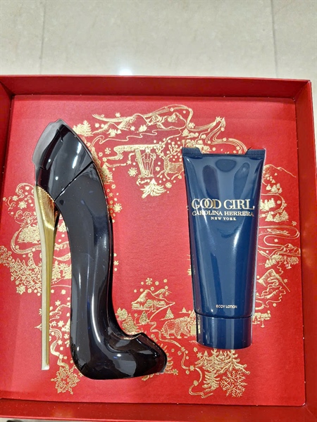 Set mỹ phẩm Carolina Herrera (PN) +