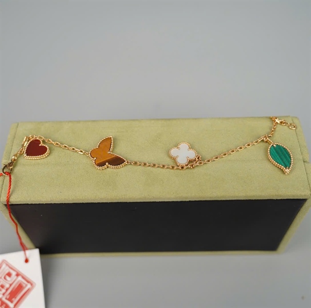 Vòng tay Van Cleef nhiều màu (HC) +