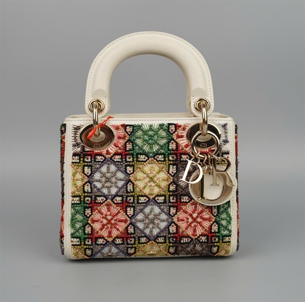 Túi Dior Lady trắng đính cườm nhiều màu (04-MA-1108) szmini (HC) +