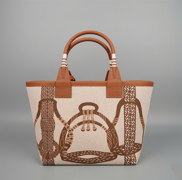 Túi Hermes Handle nude phối nâu có lót đế sz25 (HC) + -stamp 2023