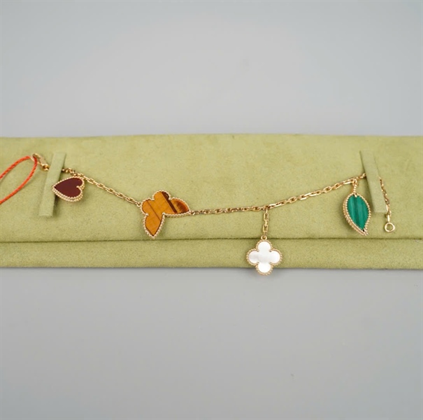 Vòng tay Van Cleef nhiều màu (HC) +