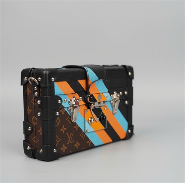 Túi LV Trunk hoa nâu sọc vàng xanh (DU1196) sz18 (HC) +