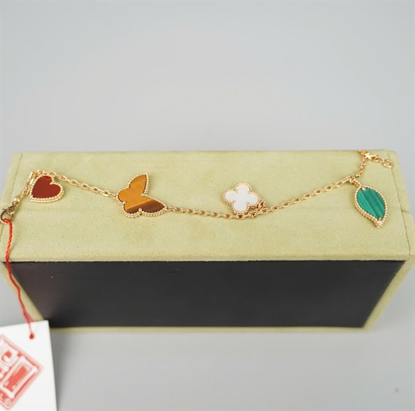 Vòng tay Van Cleef nhiều màu (HC) +