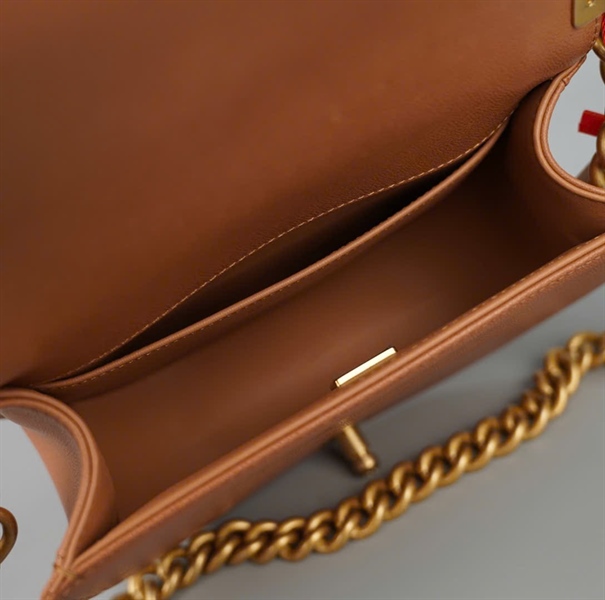 Túi Chanel Boy Half Moon nâu (KTXE6CX0) sz15 (HC) +