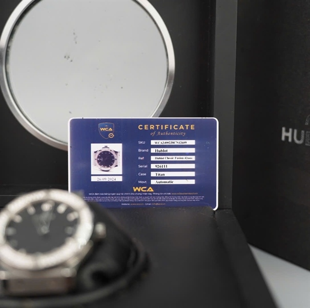 Đồng hồ Hublot mặt tròn quai đen 926111 sz40 (HC) KG+