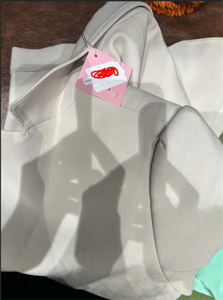 Áo thun màu trắng (PN) +