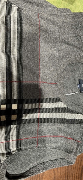 Áo thun xám sọc ngang dọc (PN) +