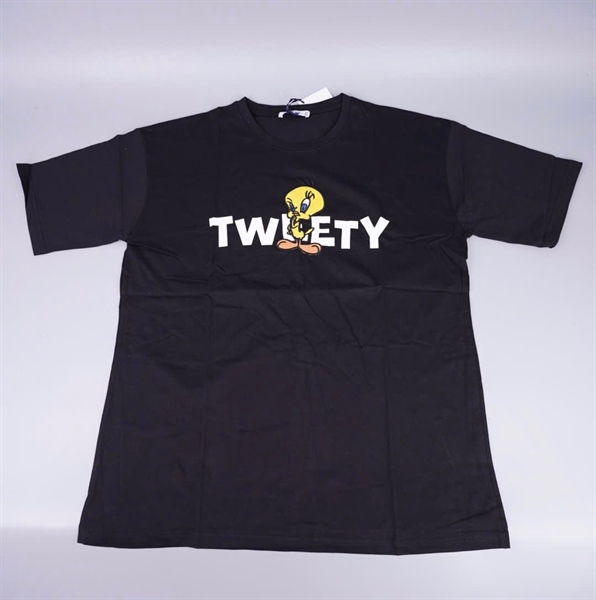 Áo thun Criollz màu đen KG+