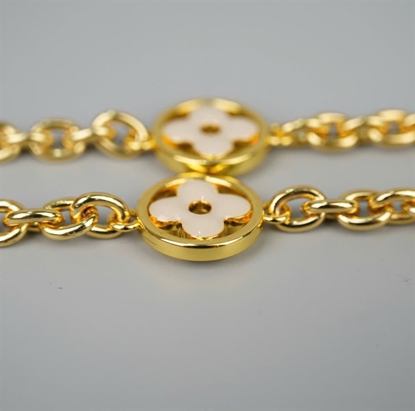 Strap LV xích đính hoa xanh hồng (HC) +