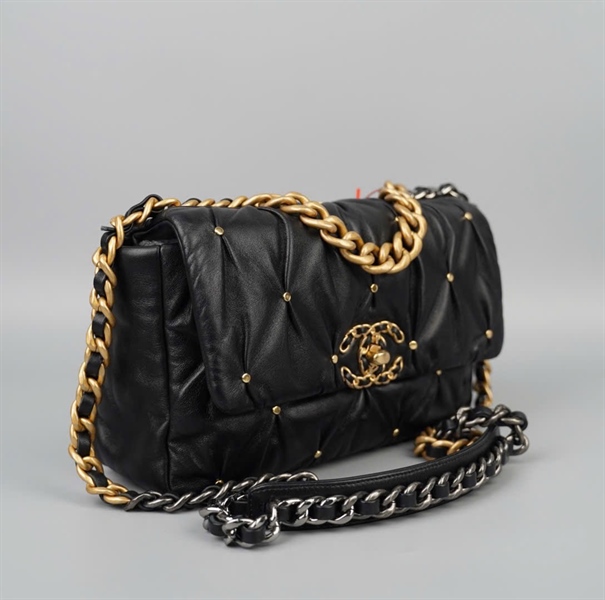 Túi Chanel đen đính đinh có lót form (A27C719H) sz25 (HC) +