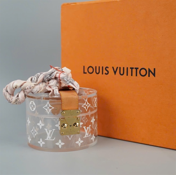 Túi LV cốp trong suốt quai quấn khăn sz12 KG +