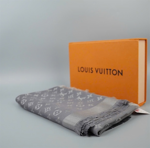 Khăn LV xám (PN) +