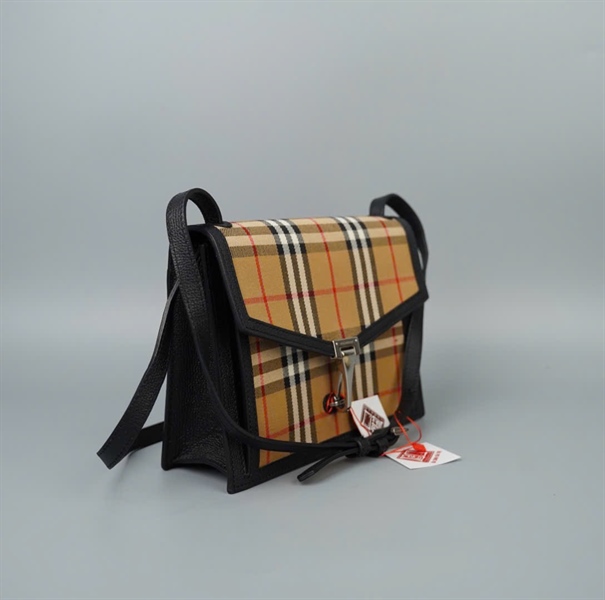 Túi BBR sọc vàng viền đen sz24 +