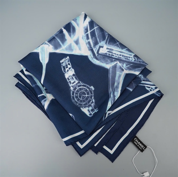 Khăn Chanel xanh (PN) +