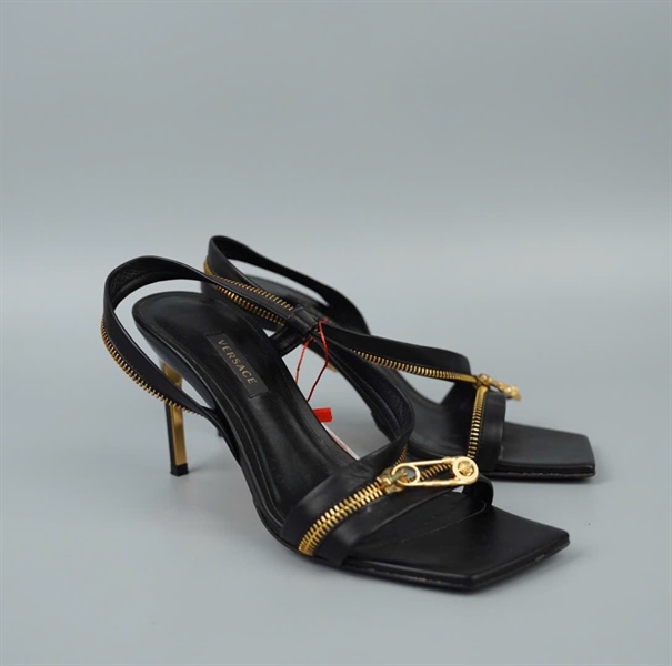 Giày Versace đen đế 9p sz37 KG +