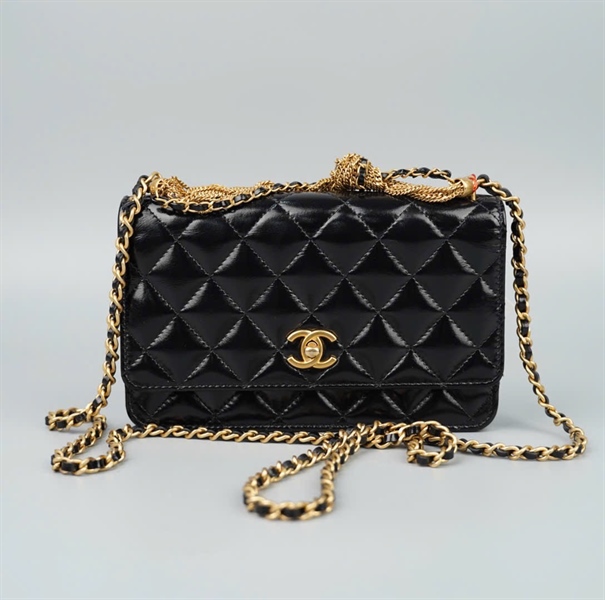 Túi Chanel Woc đen quai tua rua (KJA6P02A) sz17 (HC) +