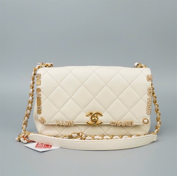 Túi Chanel trắng viền charm (E2CG2UH6) sz19 (HC) +