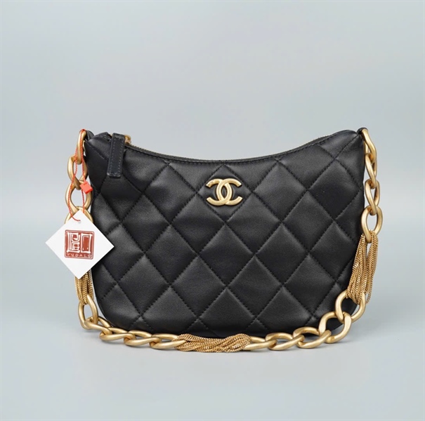 Túi Chanel kẹp nách đen dây xích to (H1HJLXP8) sz20 (HC) +