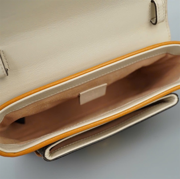 Túi GG Padlock xám nắp trắng (525040X) sz20 (HC) +