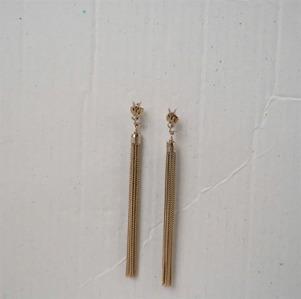 Bông tai YSL tua rua KG +