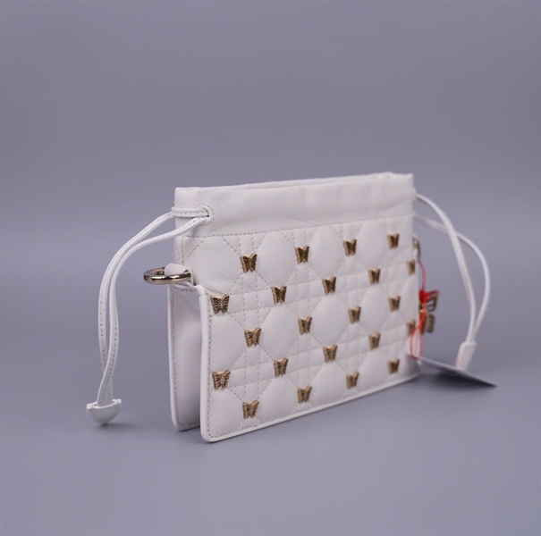 Túi Dior trắng đính charm bướm (56-MA0293) 2 strap sz19 (HC) +
