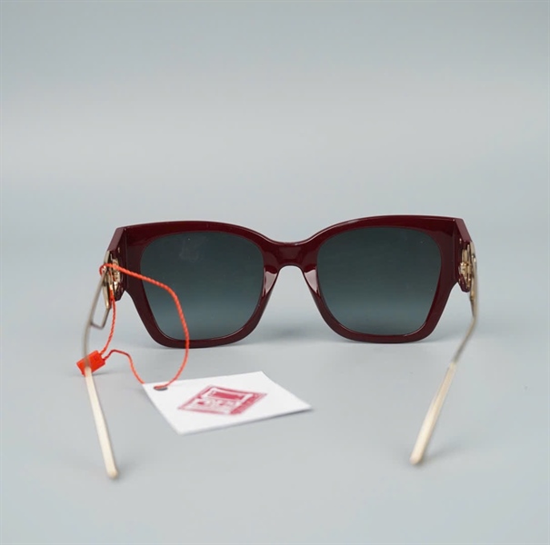 Kính Dior LHF11 màu đỏ gọng vàng KG+