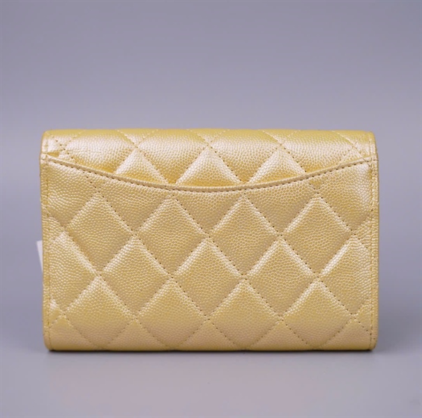 Ví Chanel màu vàng (32113685) KG+